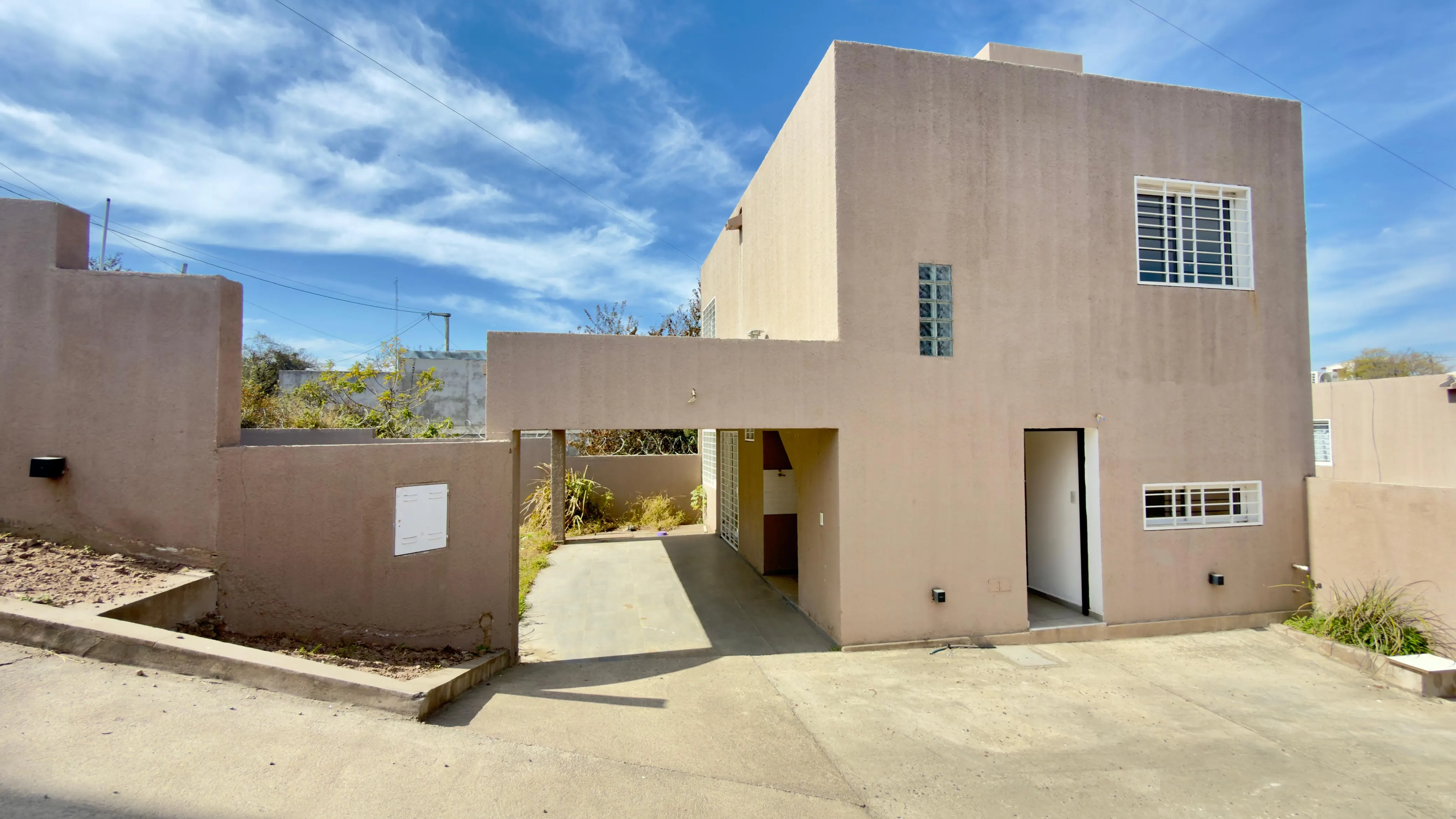 ¡¡OPORTUNIDAD!! - VENTA Dúplex 2 Dorm. Housing en Cuesta Colorada APTO CRÉDITO