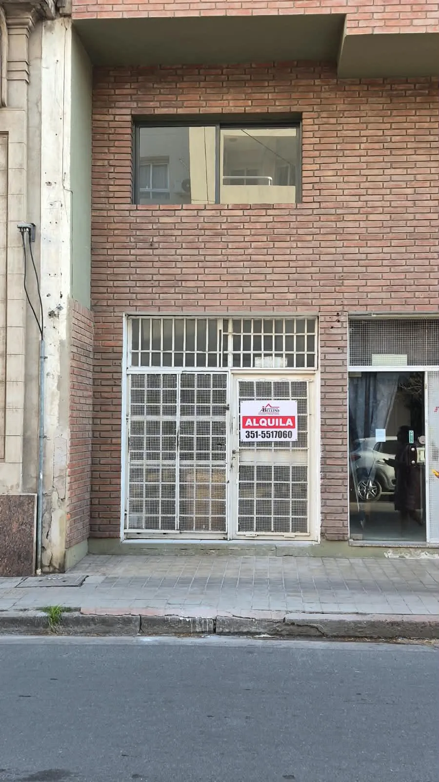 Local en Alquiler en Barrio Alberdi  21 m  Baño  Impuestos Incluidos