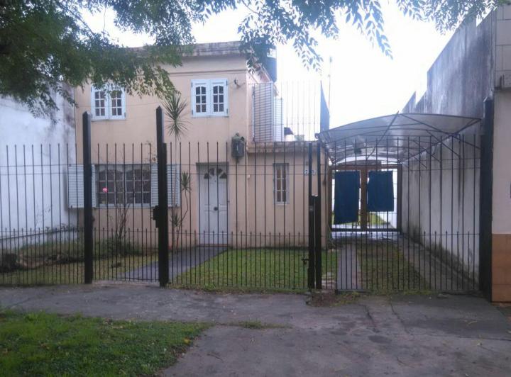 Casa · 100m² · 3 Ambientes · 1 Cochera