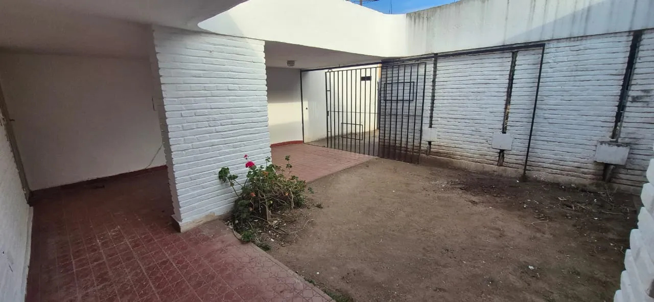 VENTA CASA 3 DORMITORIOS GRANJA DE FUNES