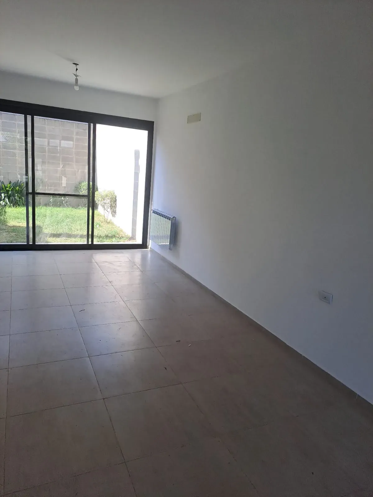 Duplex en alquiler. Manantiales 1. Tres dormitorios