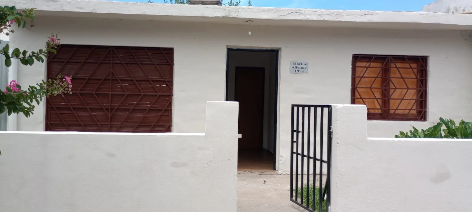 Alq.casa c/2 dorm.B° Yofre Sud.