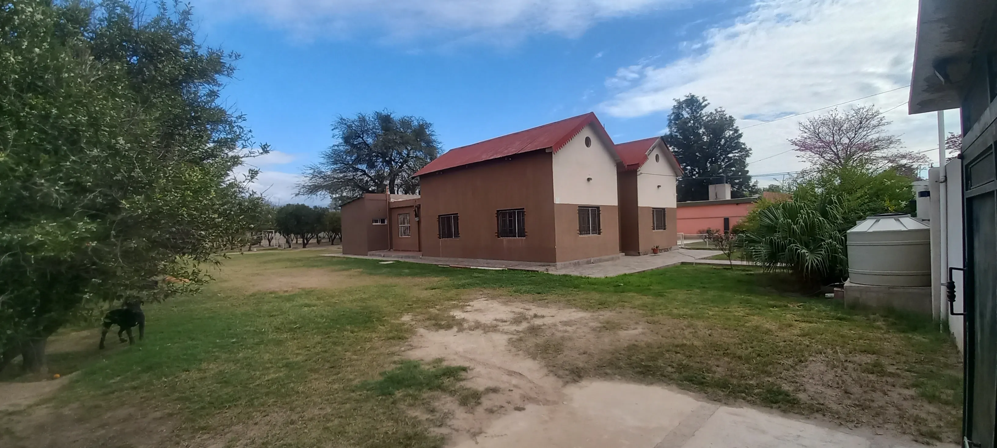 CASA QUINTA USO FAMILIAR O COMERCIAL ALQUILO