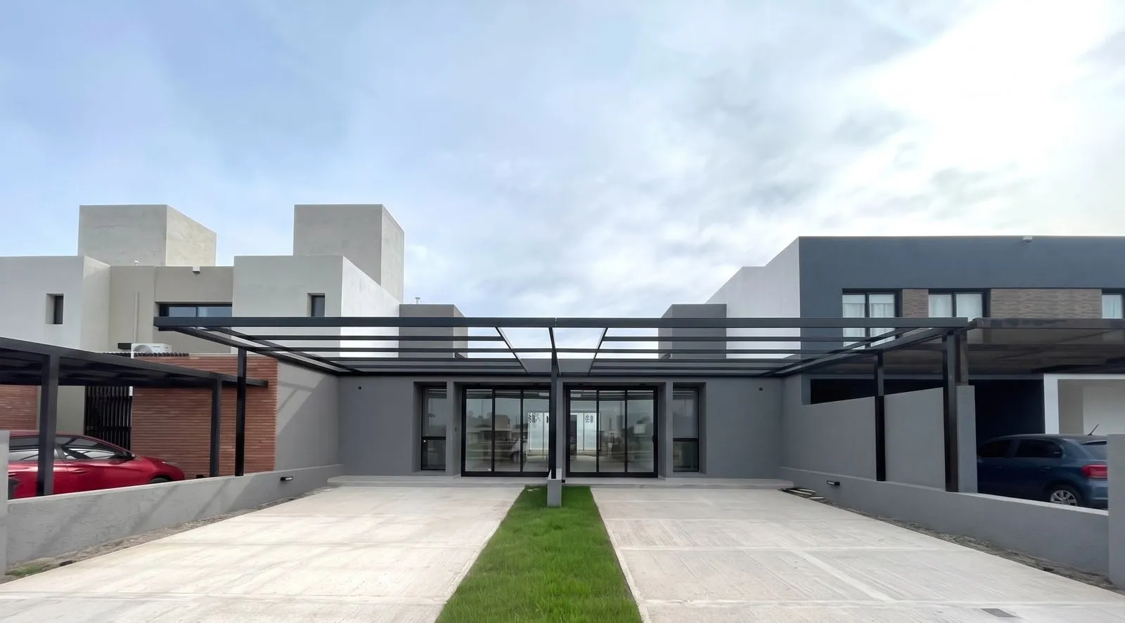 COLINAS DE MANANTIALES DUPLEX EN VENTA 2 DORMITORIOS A ESTRENAR