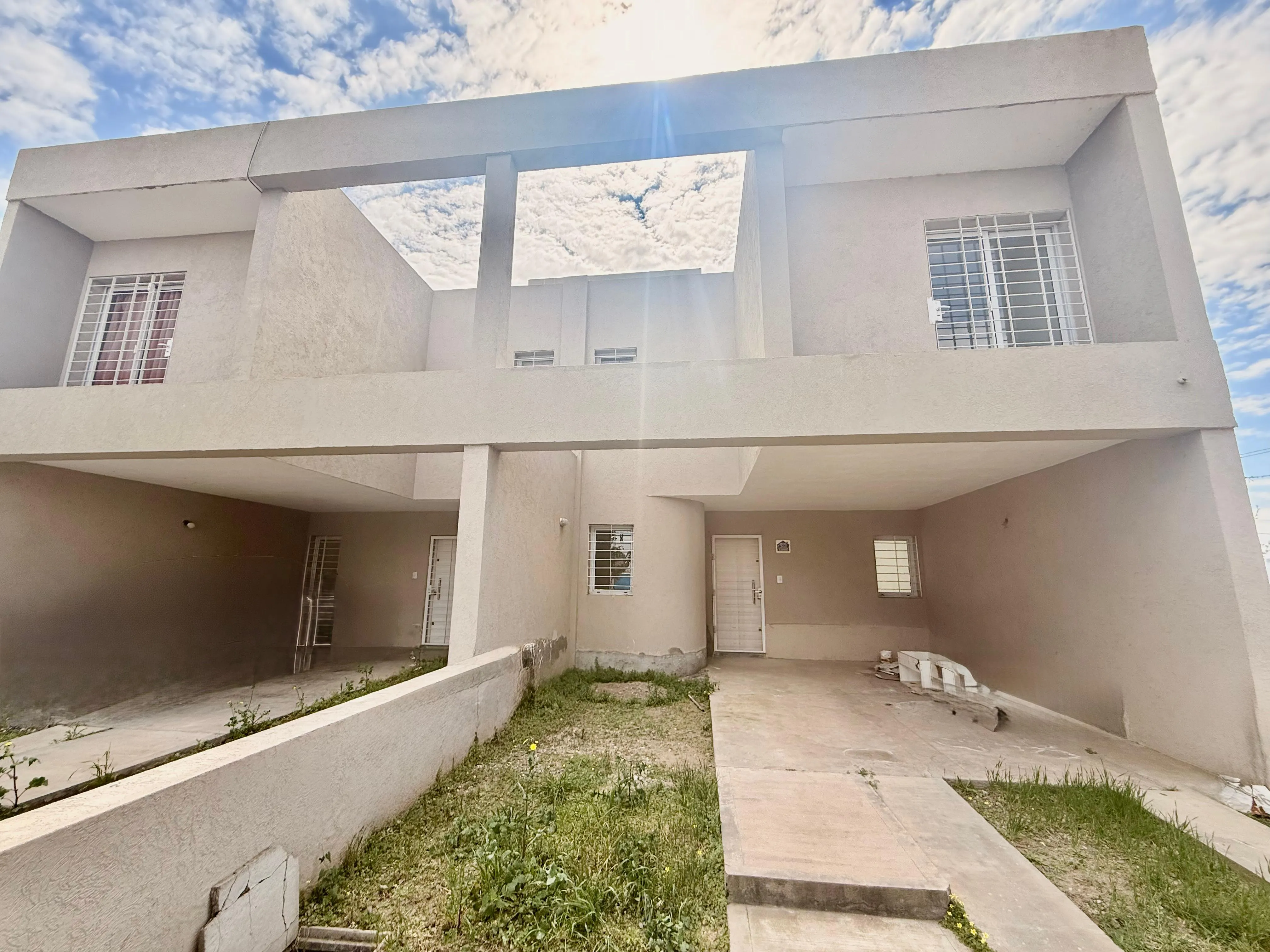 DUPLEX EN VENTA EN BARRIO NORTE 2 DORM VILLA ALLENDE CATEGORIA