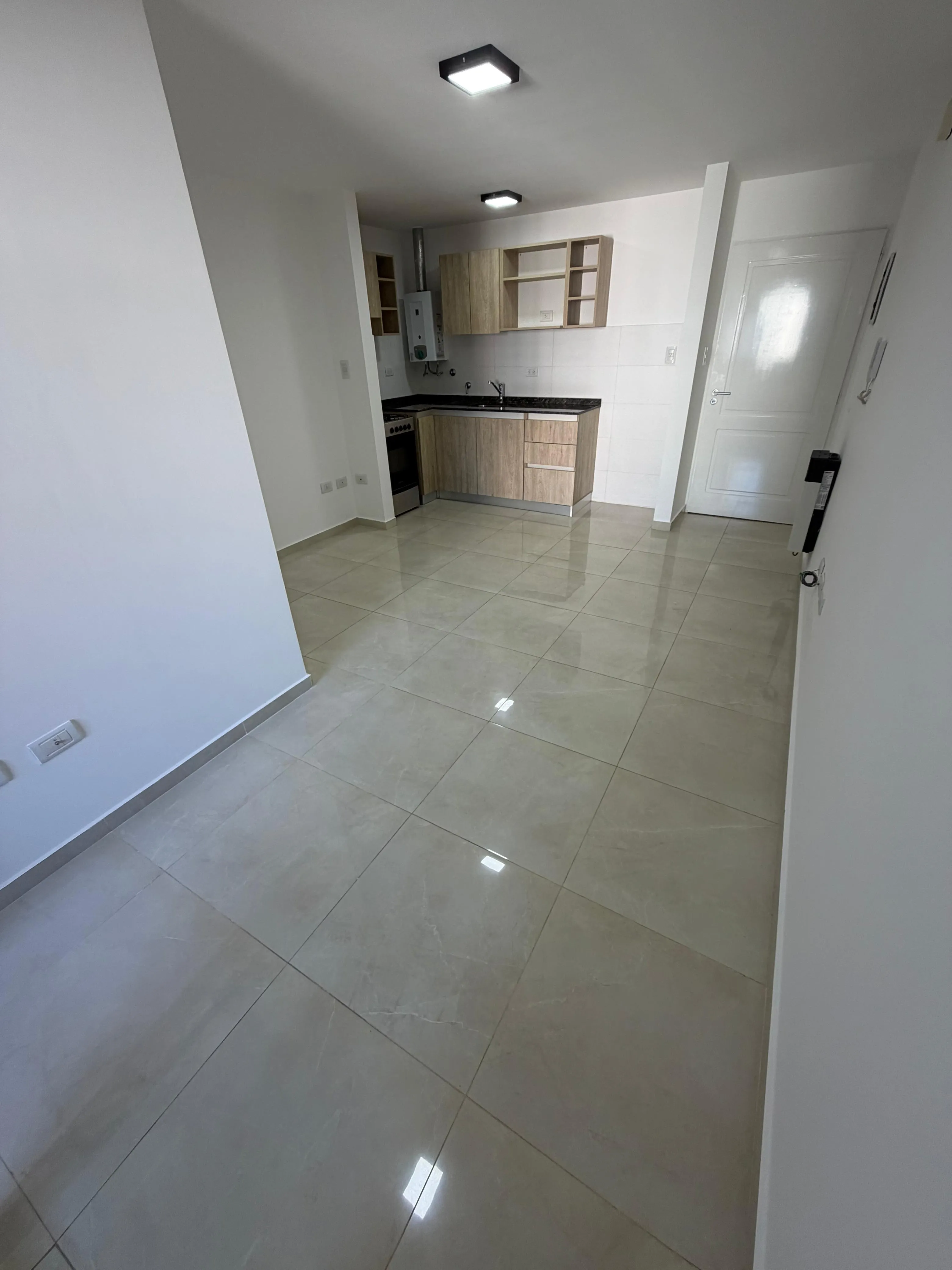 Nva. Cba. 1 Dorm- Av. Velez Sarsfield 600- Nuevo- Balcon c/asador- Amenities