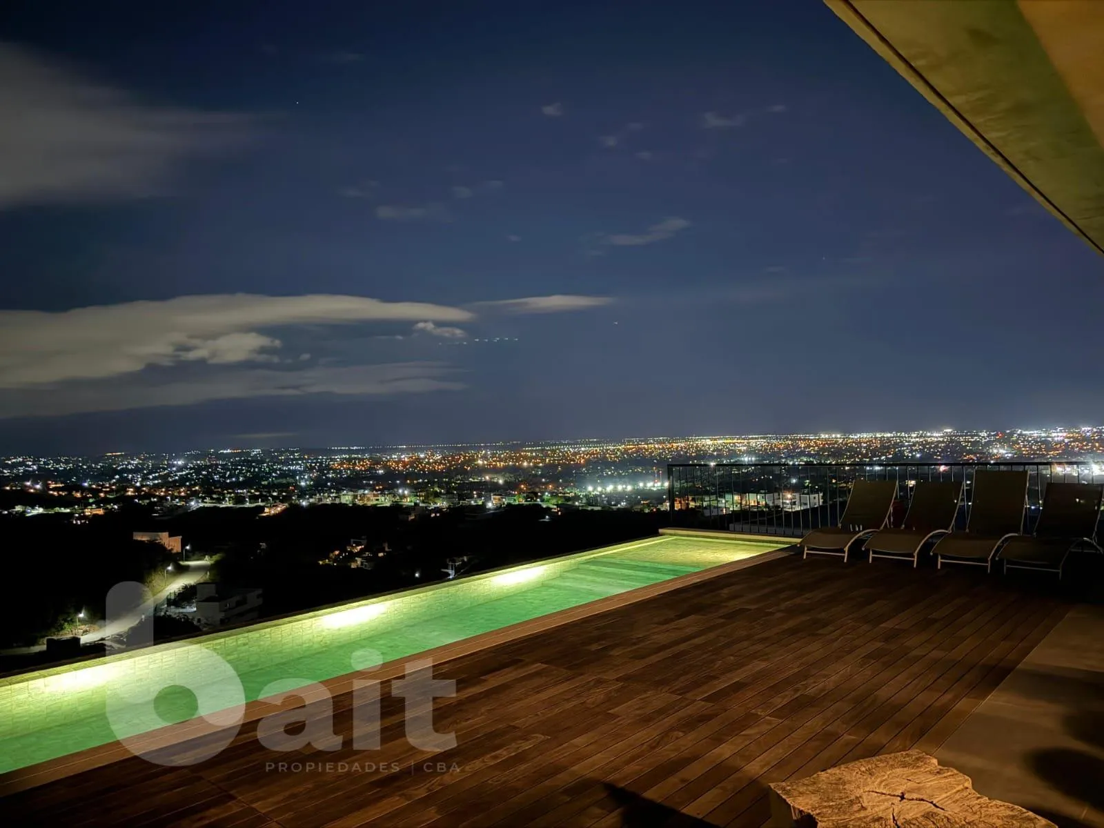 Venta casa En La Deseada Country, 3 dormitorios moderna