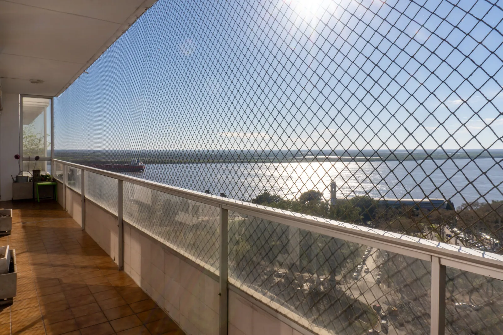 VENTA DEPARTAMENTO 3 DORMITORIOS FRENTE AL RIO