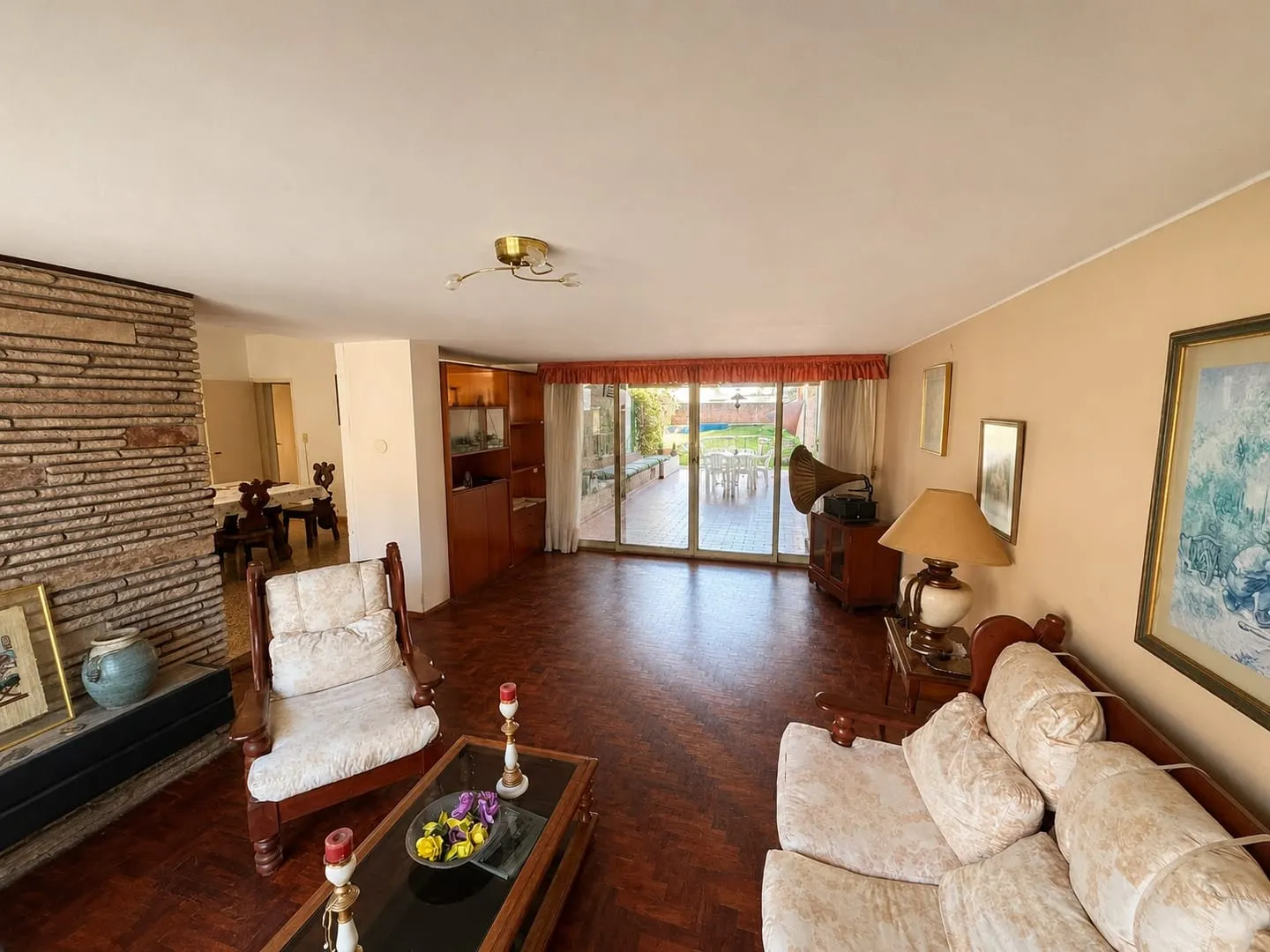 CASA 3 DORM - VILLA CENTENARIO