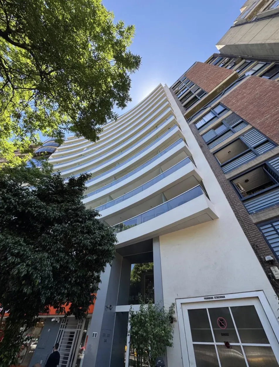 🔥 EXCLUSIVO – AMOBLADO 1 Dorm con PILETA, San Juan 222