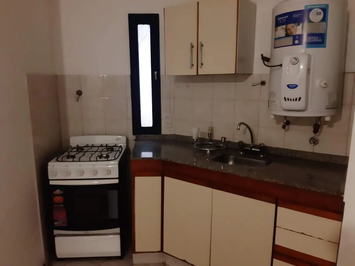 Departamento 1 Dormitorio - Balcón - Bv Illia a 1 cuadra de Bv. Chacabuco