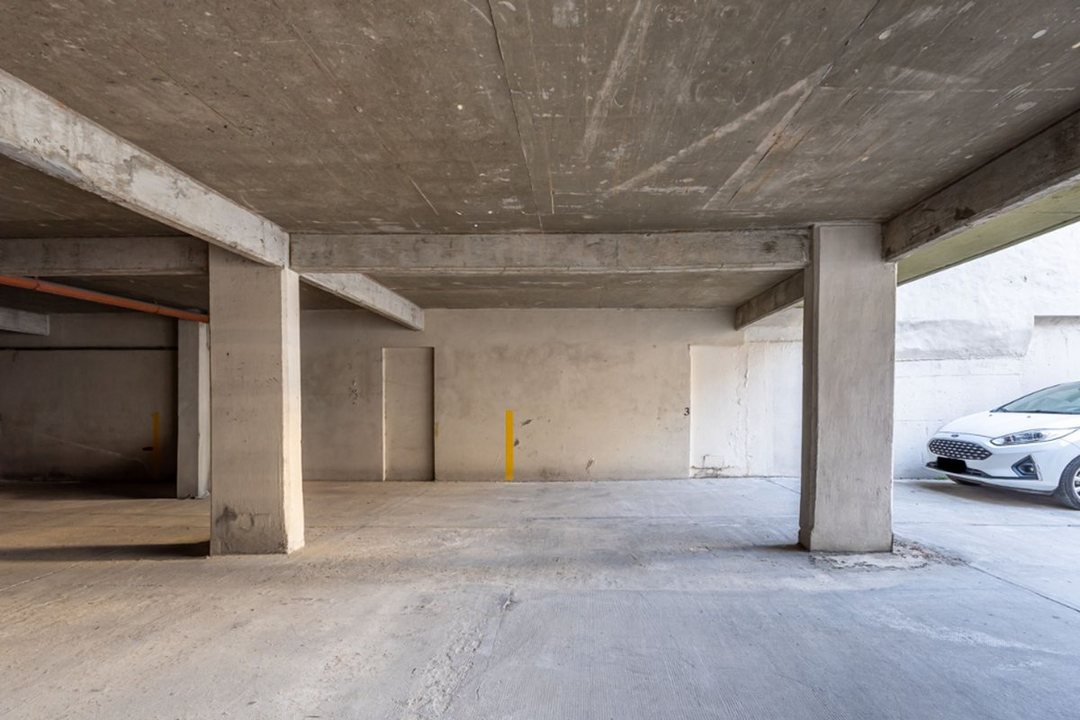 Venta cochera cubierta en Gascón 1224 – Palermo