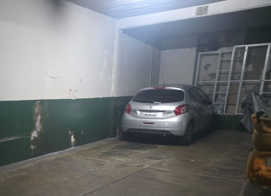 Cochera en Venta Once Edificio Escriturada