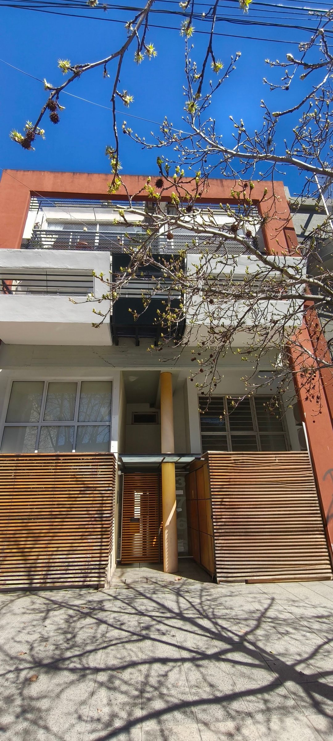 VENTA DEPTO. DUPLEX 2 AMB. BALCON Y TERRAZA FRENTE