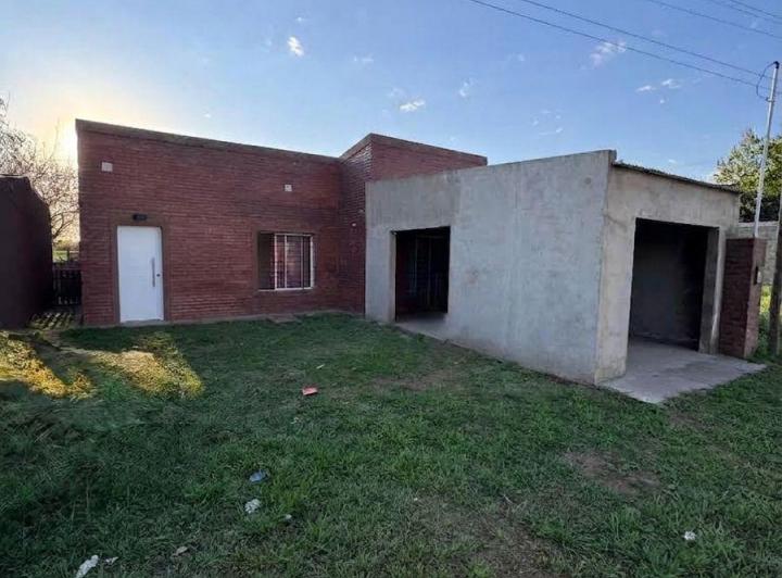 Casa · 87m² · 4 Ambientes · 1 Cochera