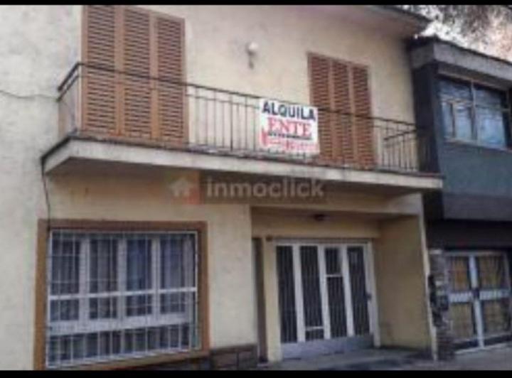 Casa · 120m² · 4 Ambientes · 1 Cochera