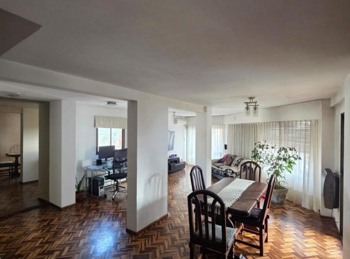 Departamento · 110m² · 5 Ambientes · 1 Cochera