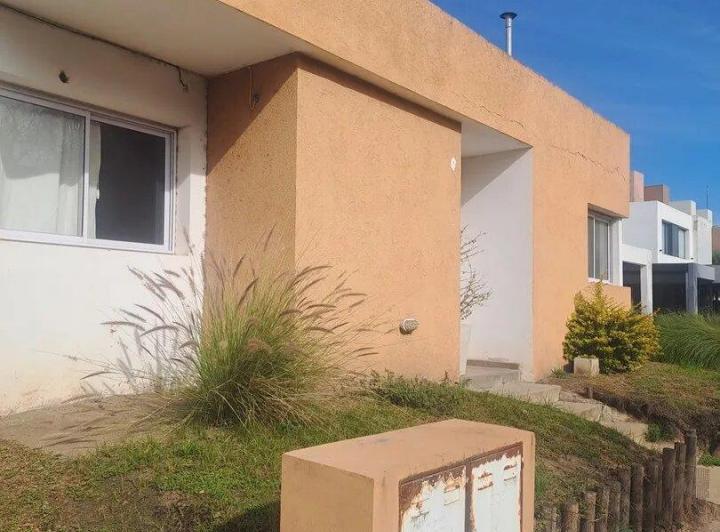 Casa · 118m² · 3 Ambientes · 1 Cochera