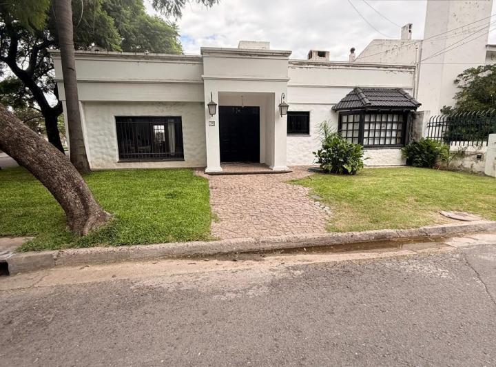 Casa · 204m² · 3 Ambientes