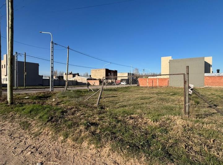 Terreno · 300m²