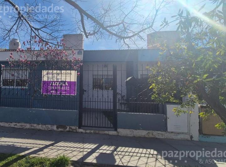 Casa · 80m² · 4 Ambientes · 1 Cochera