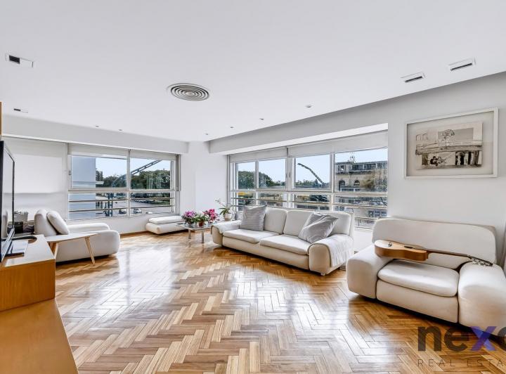Departamento · 235m² · 5 Ambientes · 1 Cochera
