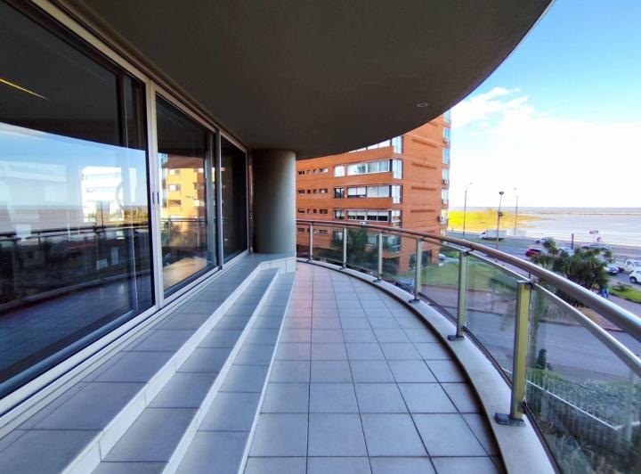 Departamento · 285m² · 6 Ambientes · 4 Cocheras