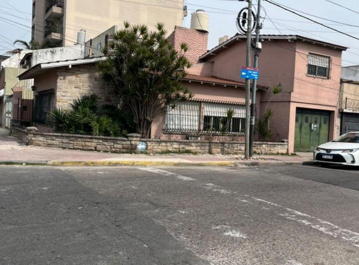 Casa · 120m² · 4 Ambientes · 1 Cochera