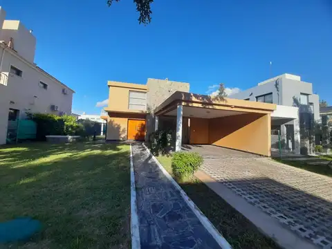 Casa en Venta en Juana Koslay, Juan Martín de Pueyrredón