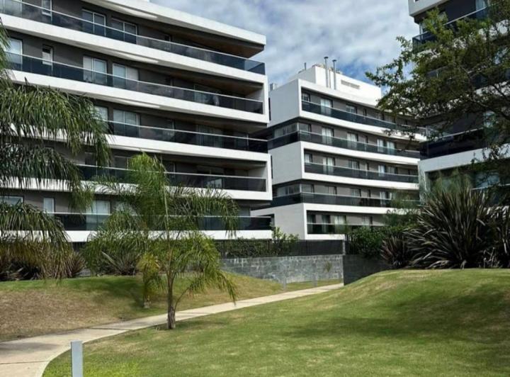 Departamento · 133m² · 3 Ambientes · 1 Cochera