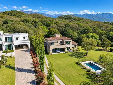 Casa en Venta en Praderas De San Lorenzo, Countries y Barrios Cerrados en San Lorenzo