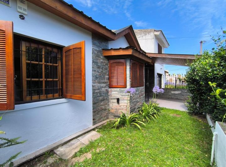 Casa · 138m² · 6 Ambientes · 1 Cochera