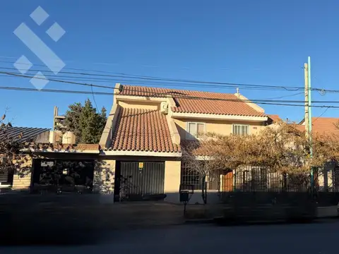 Casa en Venta en Neuquén, Confluencia