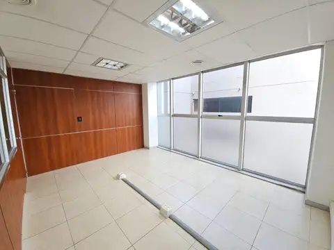 Oficina en Alquiler en Neuquén, Confluencia