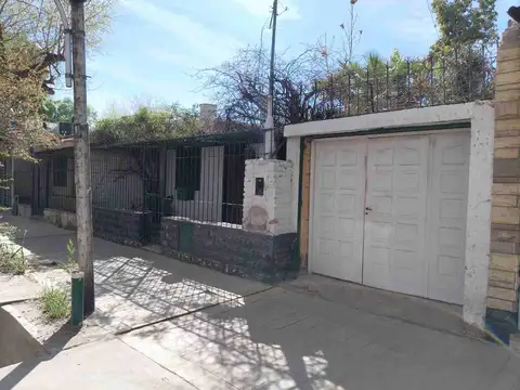 Casa en Venta en Área Fundacional S4, Mendoza