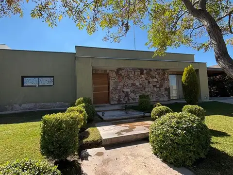 Casa en Venta en Maipú, Mendoza