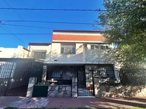 Casa en Alquiler en Fisherton, Rosario
