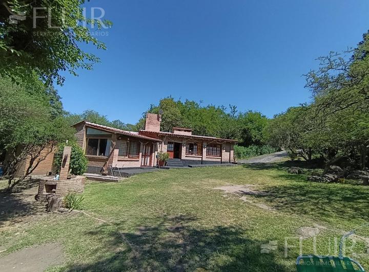Casa · 251m² · 3 Ambientes