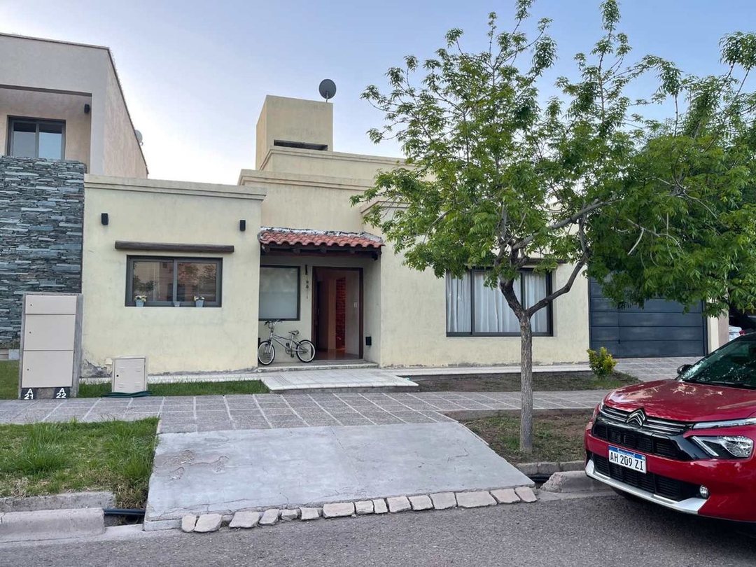 VENTA CASA Bº PRIVADO EL RESGUARDO - GUAYMALLEN