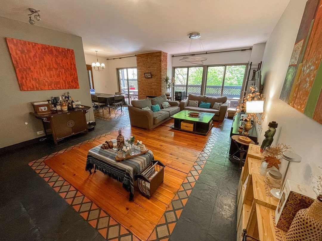 Piso 4 Dorm en Venta Belgrano Patios y 2 Cocheras