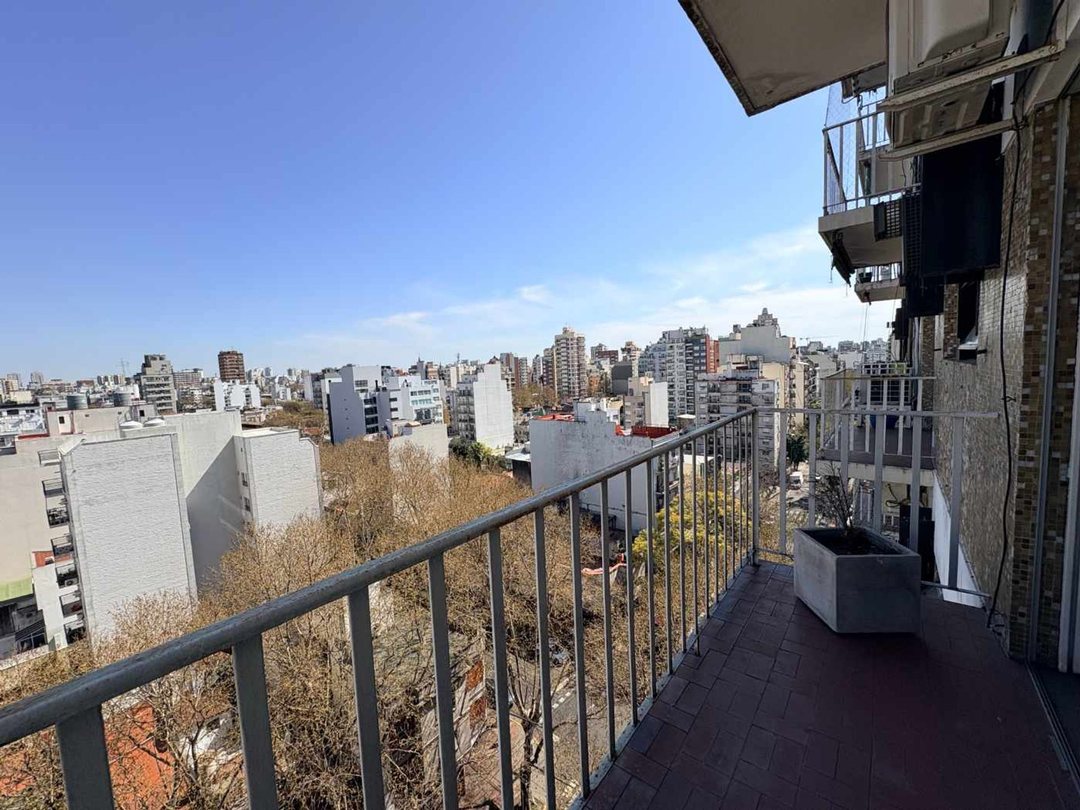 VENTA DPTO. 2 AMB. ALMAGRO CON BALCON