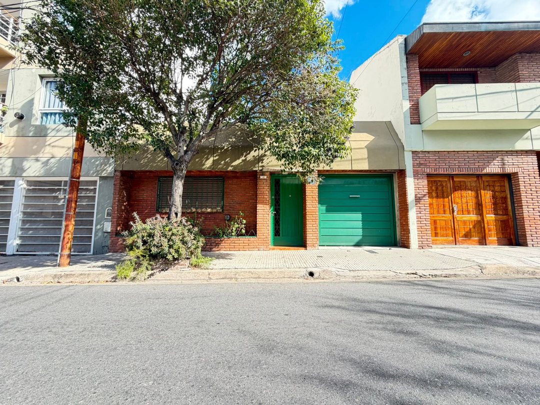 Casa en Venta Lote Propio!