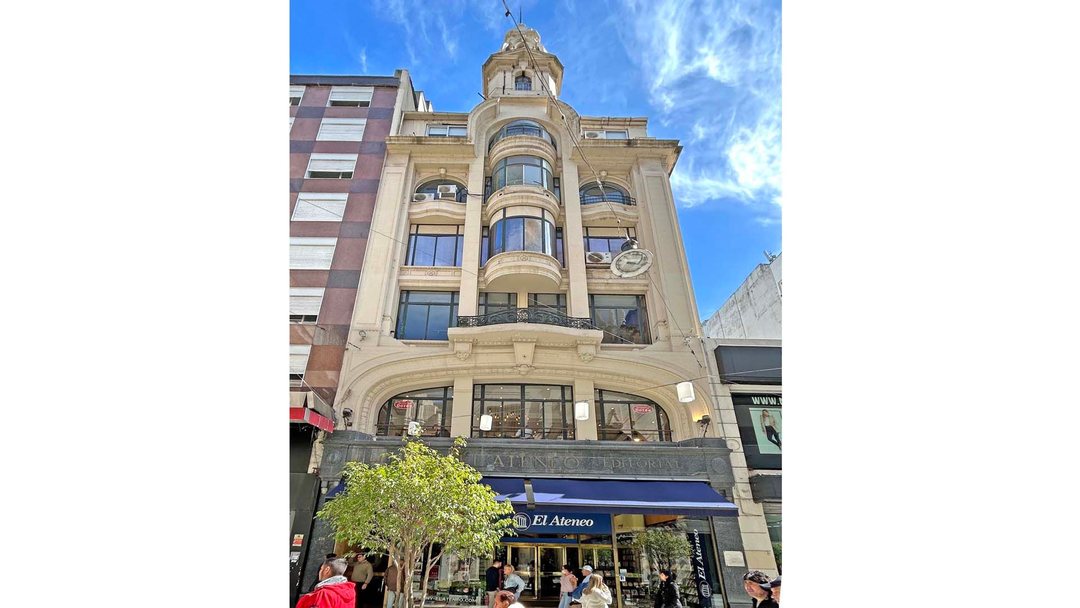OFICINA EN VENTA EDIFICIO HISTORICO APTO VIVIENDA
