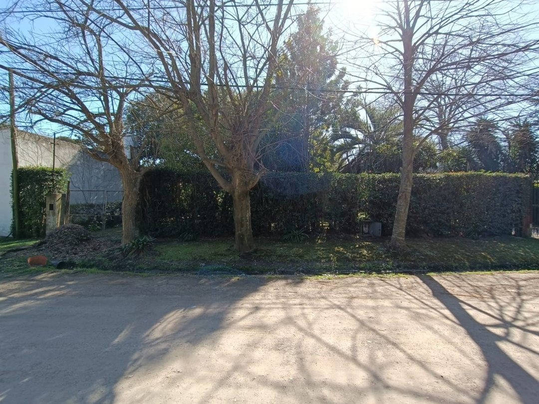 Terreno en calle 132 entre 467 y 468