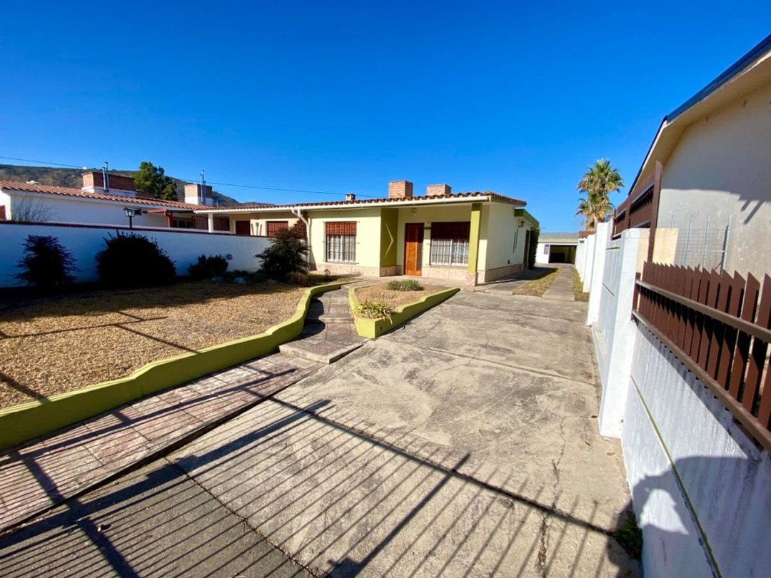 VENDE Casa 2 Dorm | Gran Patio y Vistas |CarlosPaz