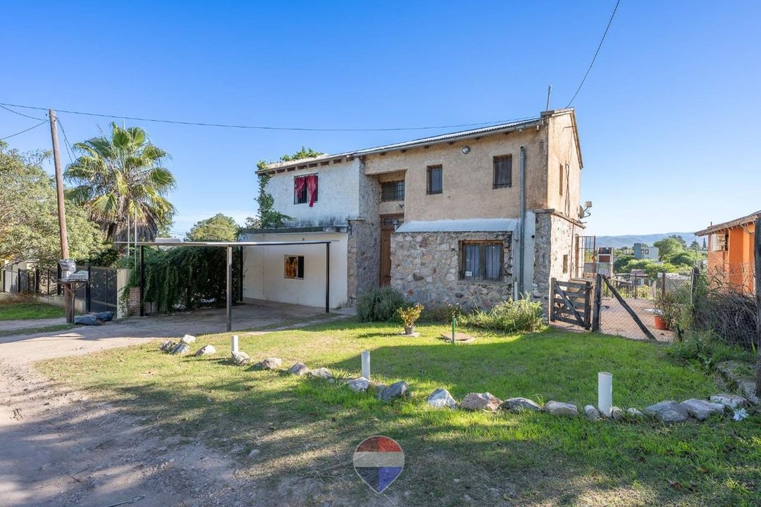 VENTA CASA 4 DORMI  EL TALAR MENDIOLAZA CORDOBA