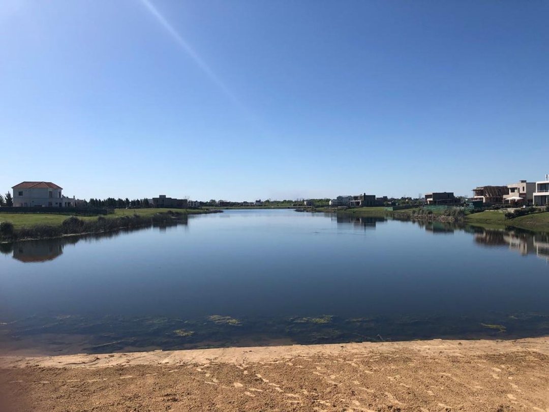 VENTA LOTE EL NAUDIR AGUAS PRIVADAS