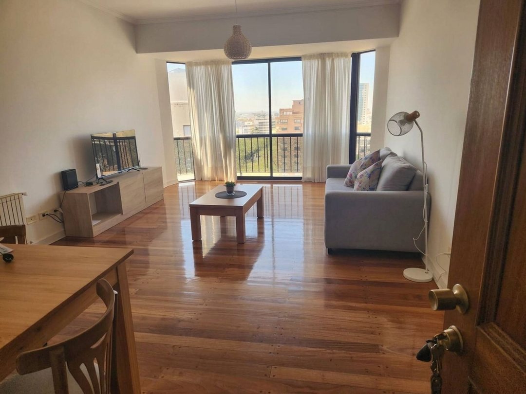 Departamento en venta 2 dorm. Av. E. Civit, Cdad