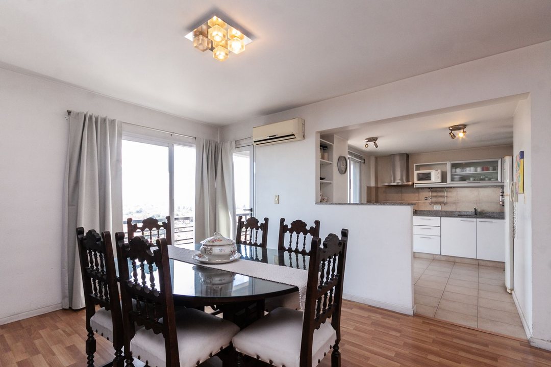 VENTA 3 AMB SUM PARRILLA COCHERA BALCON EN LOMAS