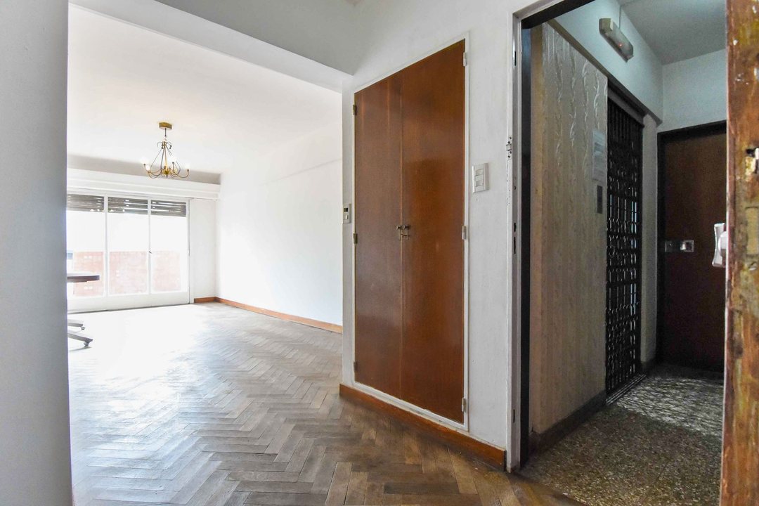 VENTA DEPTO 3 AMB. C/DEP. BALCON PARQUE PATRICIOS